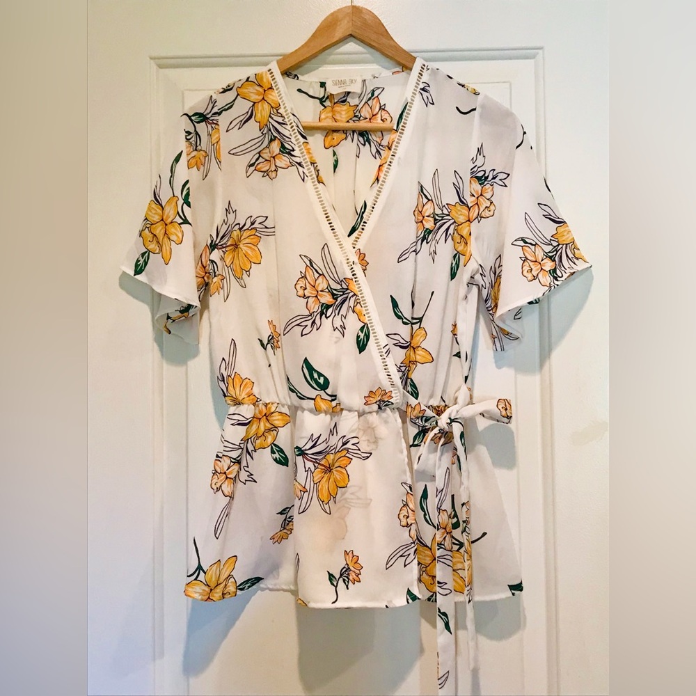 Floral Tie-Front Top